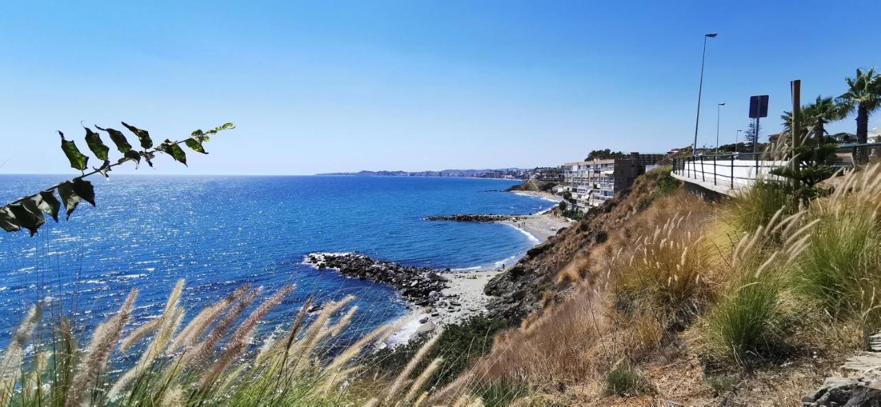 Apartamento La Perla Cruise On Private Beach, Modern With Aircon & Wifi Benalmádena